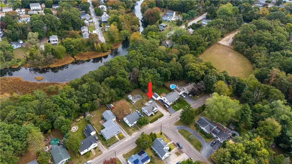 14 Adams Street Smithfield RI 02917