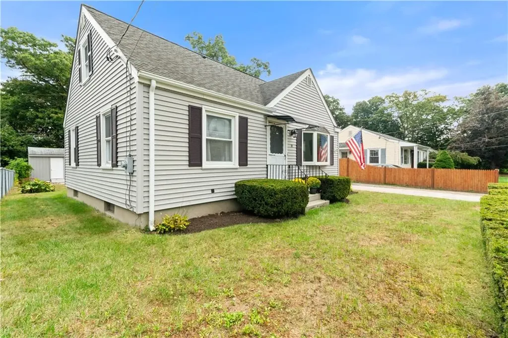 14 Adams Street Smithfield RI 02917