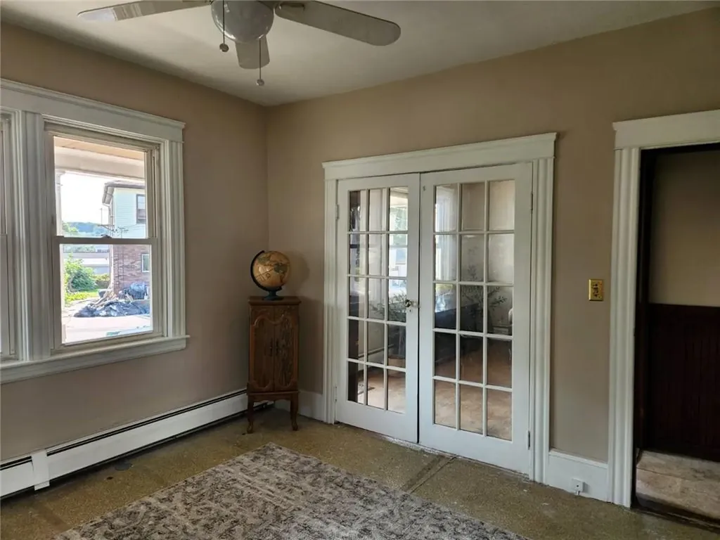 52 Yeoman Avenue Cranston RI 02920