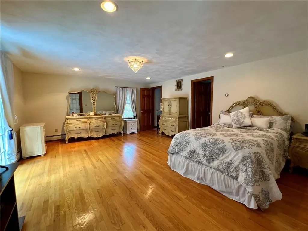 60 Mann School Road Smithfield RI 02917
