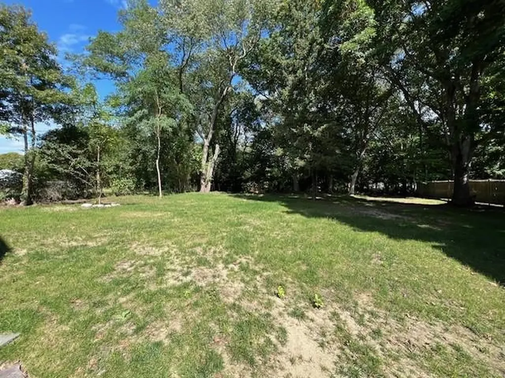 122 Carolyn Street Warwick RI 02886