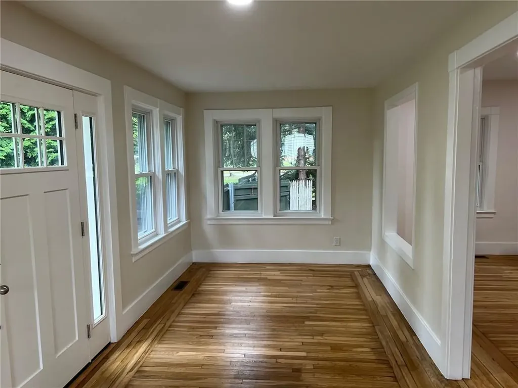 122 Carolyn Street Warwick RI 02886