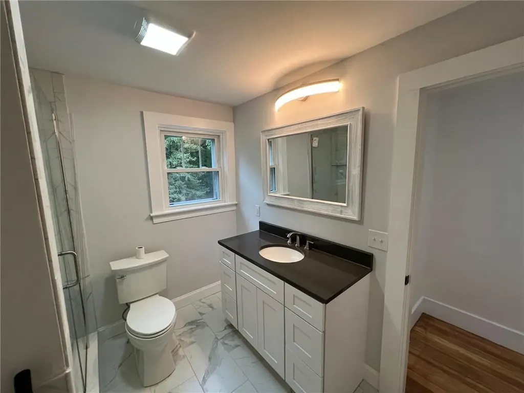 122 Carolyn Street Warwick RI 02886