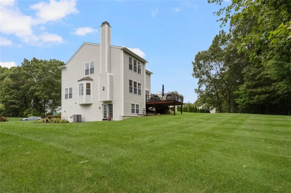 217 Castle Rocks Road Warwick RI 02886