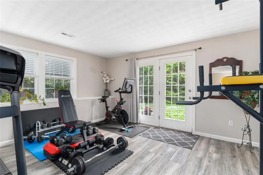 217 Castle Rocks Road Warwick RI 02886