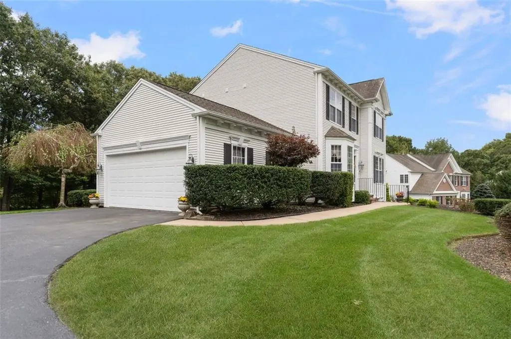 217 Castle Rocks Road Warwick RI 02886