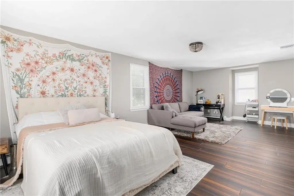 86 Rosegarden Street Warwick RI 02888