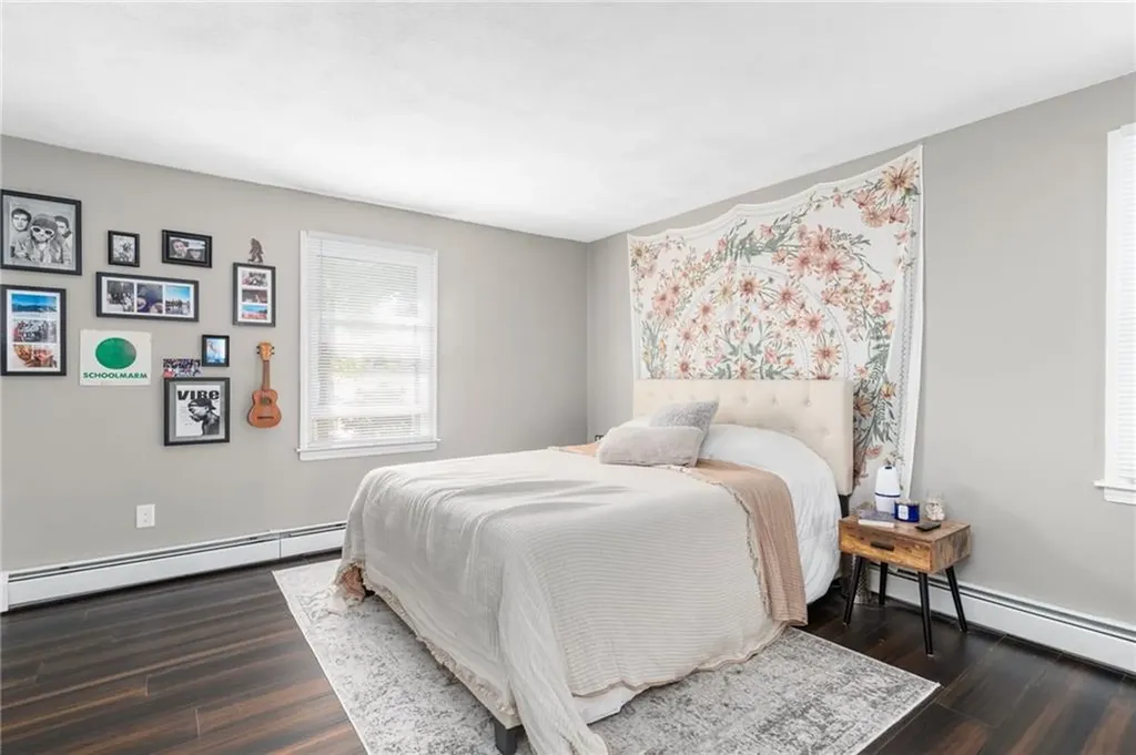 86 Rosegarden Street Warwick RI 02888