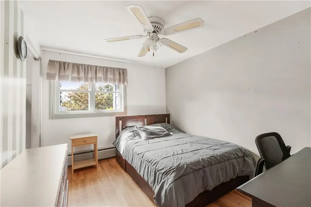 332 Vineyard Road Warwick RI 02889