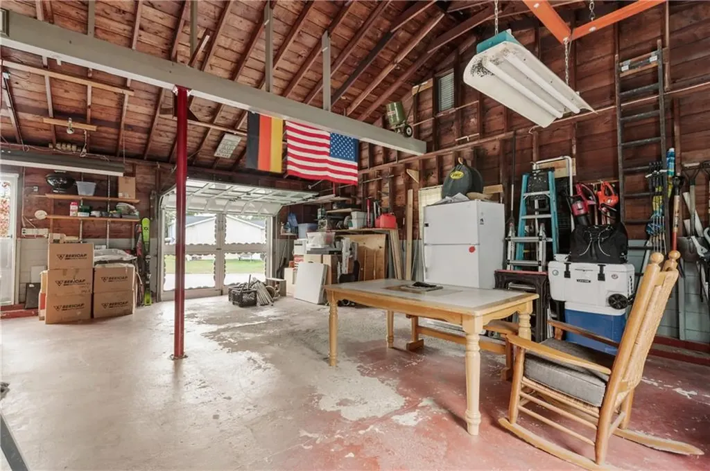 332 Vineyard Road Warwick RI 02889