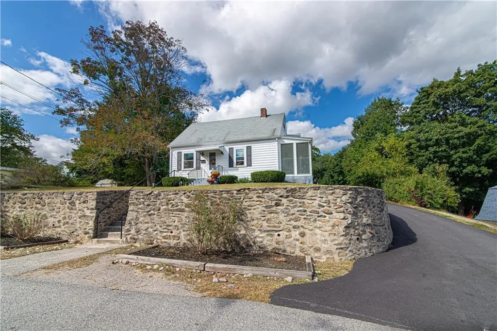 4 Johnson Avenue Johnston RI 02919
