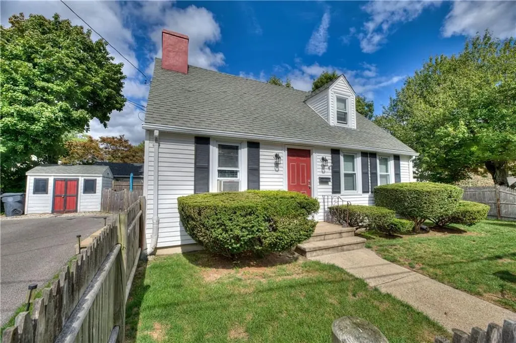 29 Magnolia Street Warwick RI 02889
