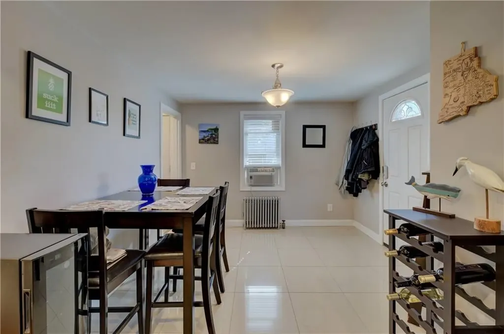 29 Magnolia Street Warwick RI 02889