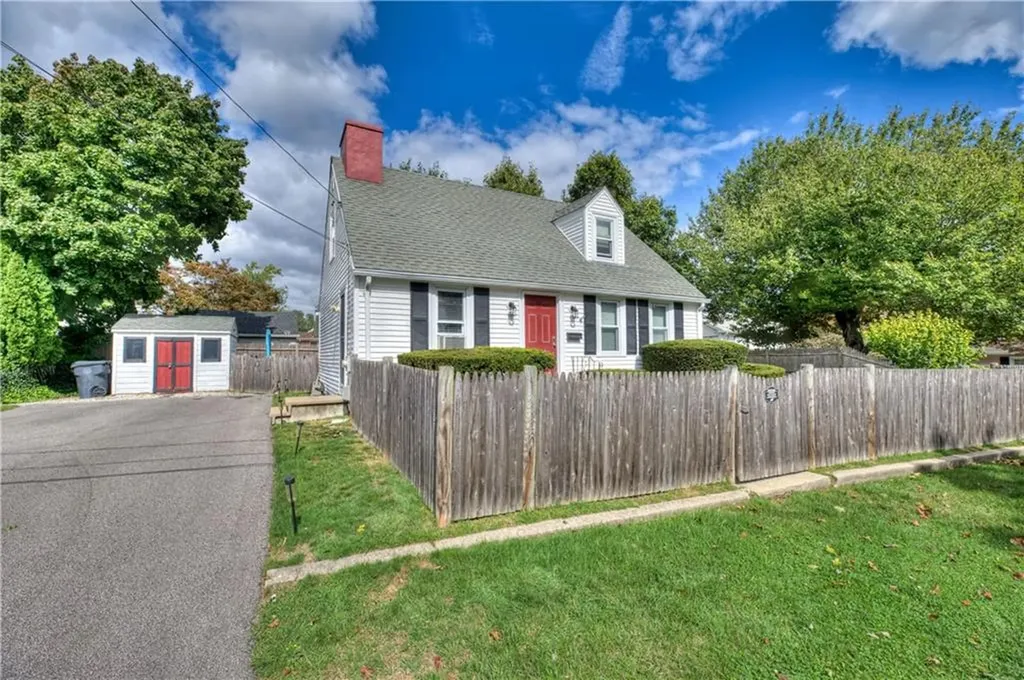 29 Magnolia Street Warwick RI 02889