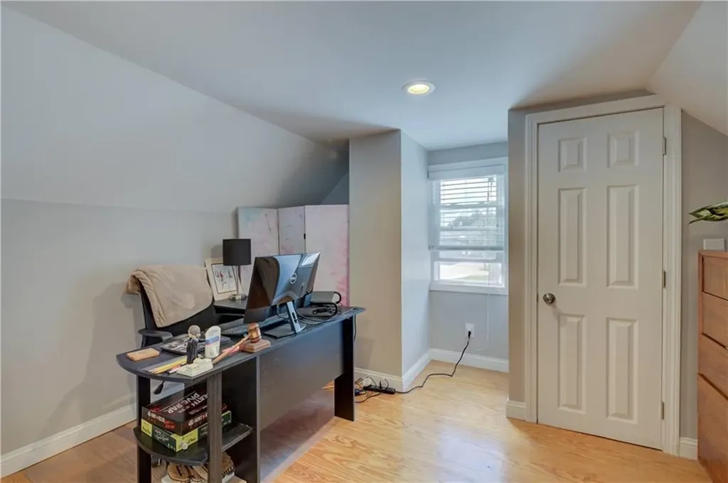 29 Magnolia Street Warwick RI 02889
