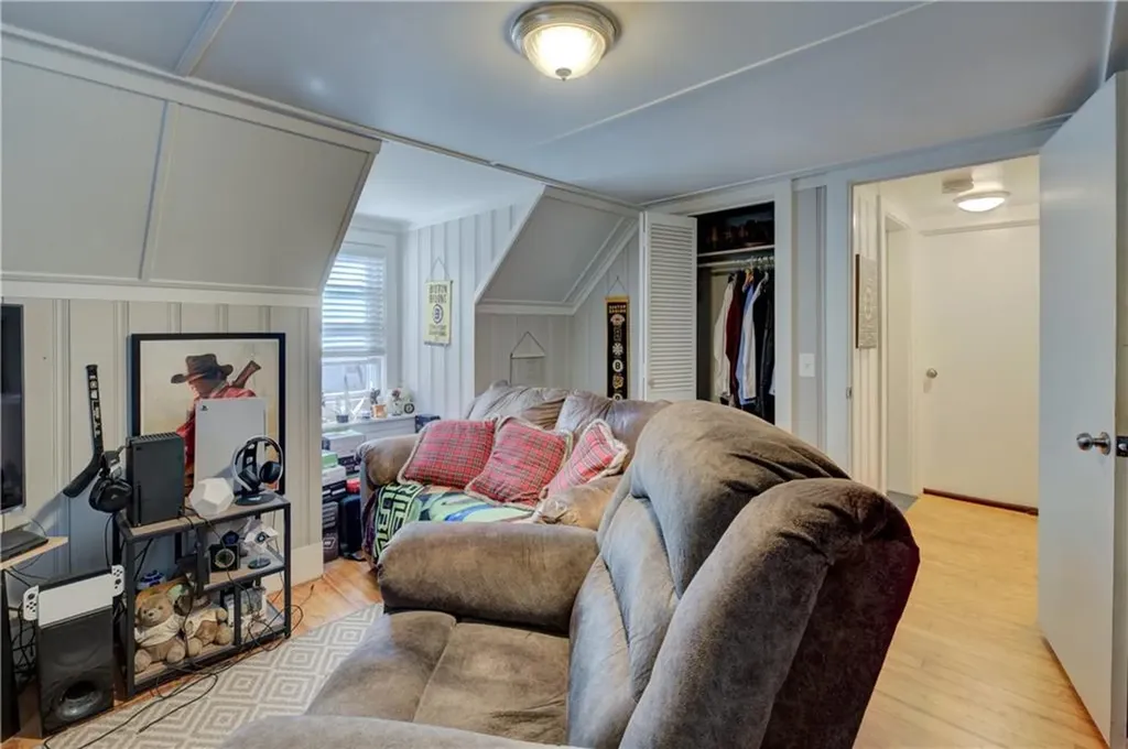 29 Magnolia Street Warwick RI 02889