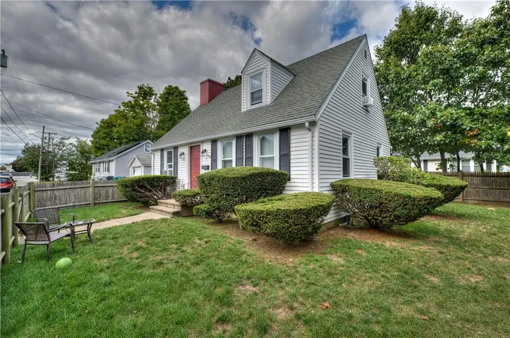 29 Magnolia Street Warwick RI 02889