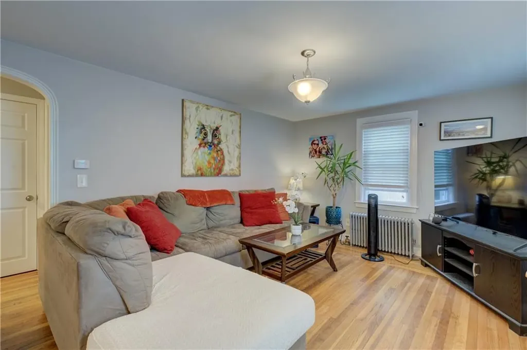 29 Magnolia Street Warwick RI 02889