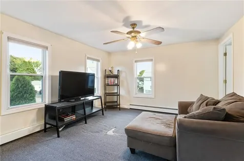 40 Dickens Street Pawtucket RI 02861