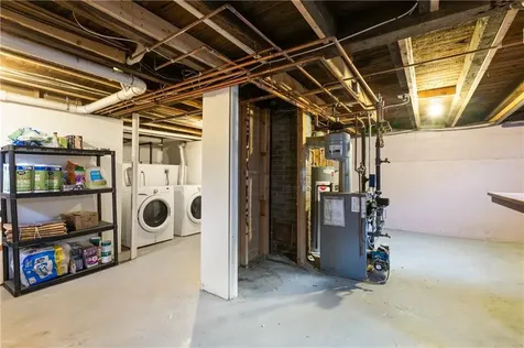 40 Dickens Street Pawtucket RI 02861