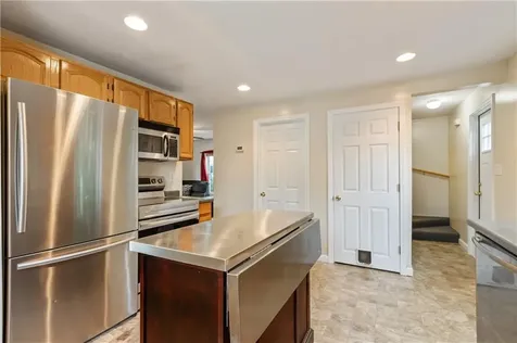 40 Dickens Street Pawtucket RI 02861