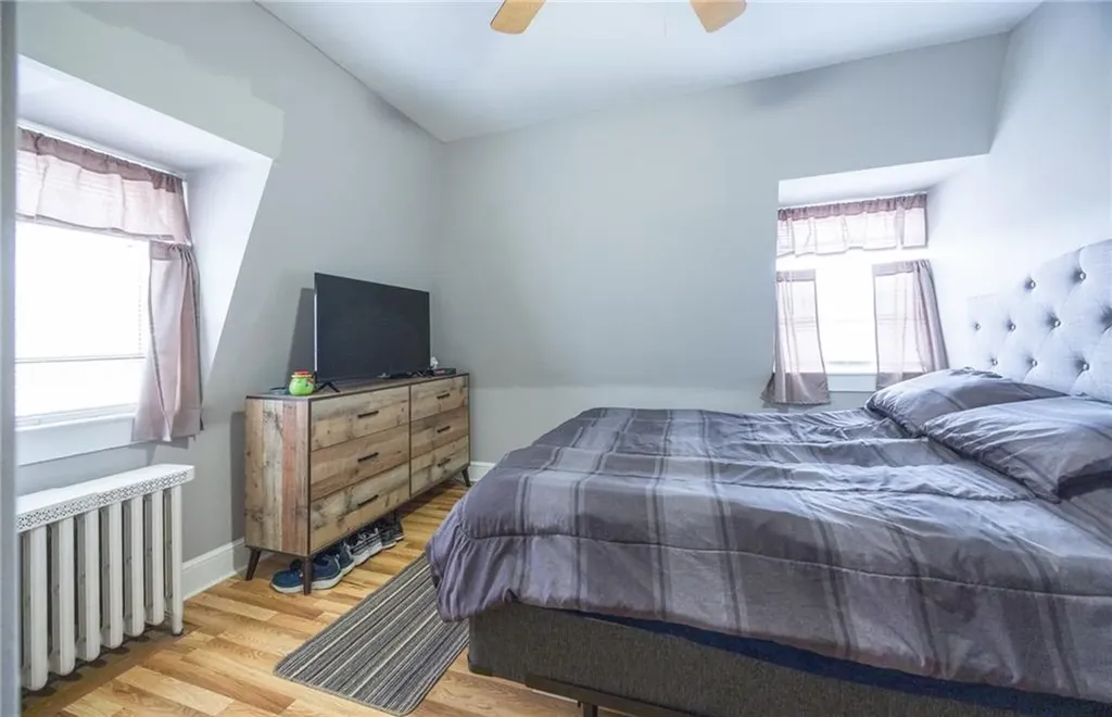 10 Pond Avenue Newport RI 02840