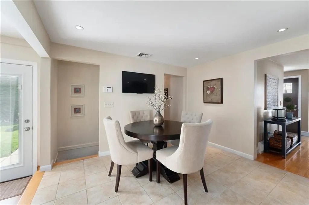8 Arnold Drive Johnston RI 02919