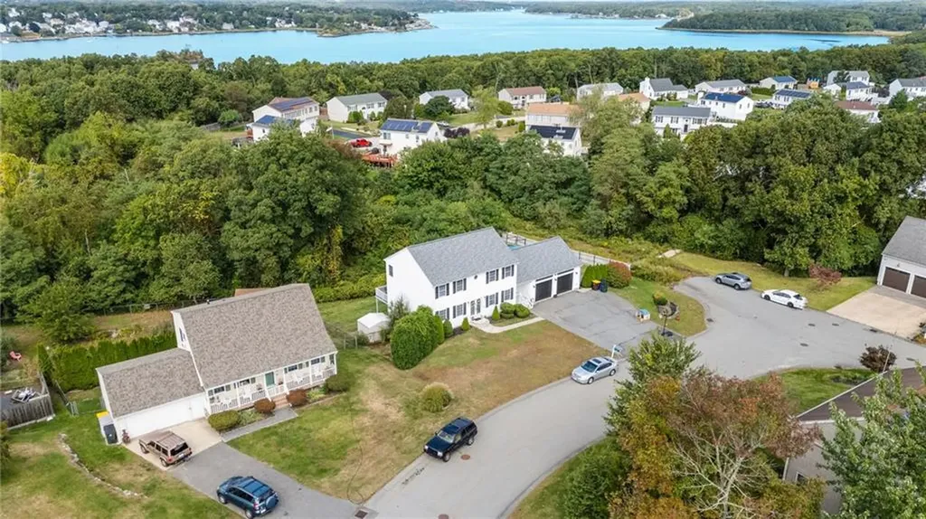 11 Point West Drive Fall River MA 02720
