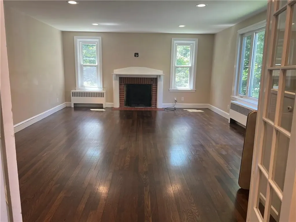 30 Garden Street Warwick RI 02888