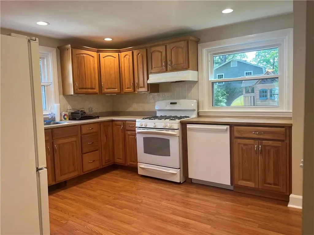 30 Garden Street Warwick RI 02888
