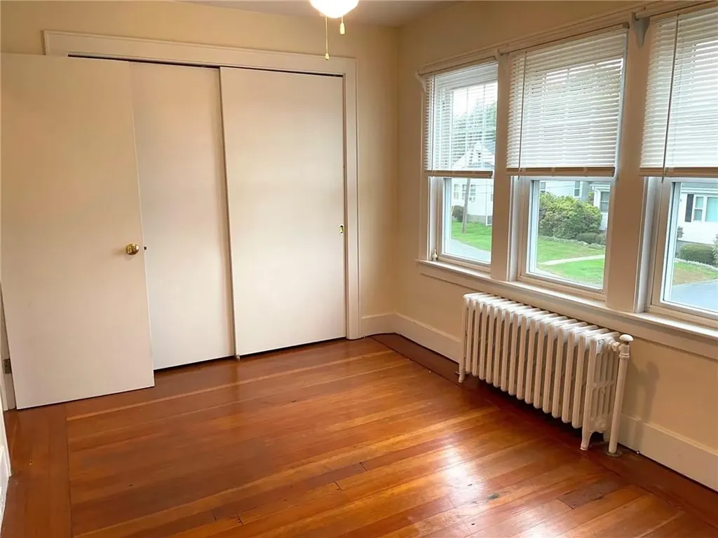 34 Caswell Avenue Newport RI 02840