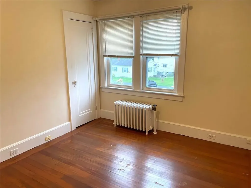 34 Caswell Avenue Newport RI 02840