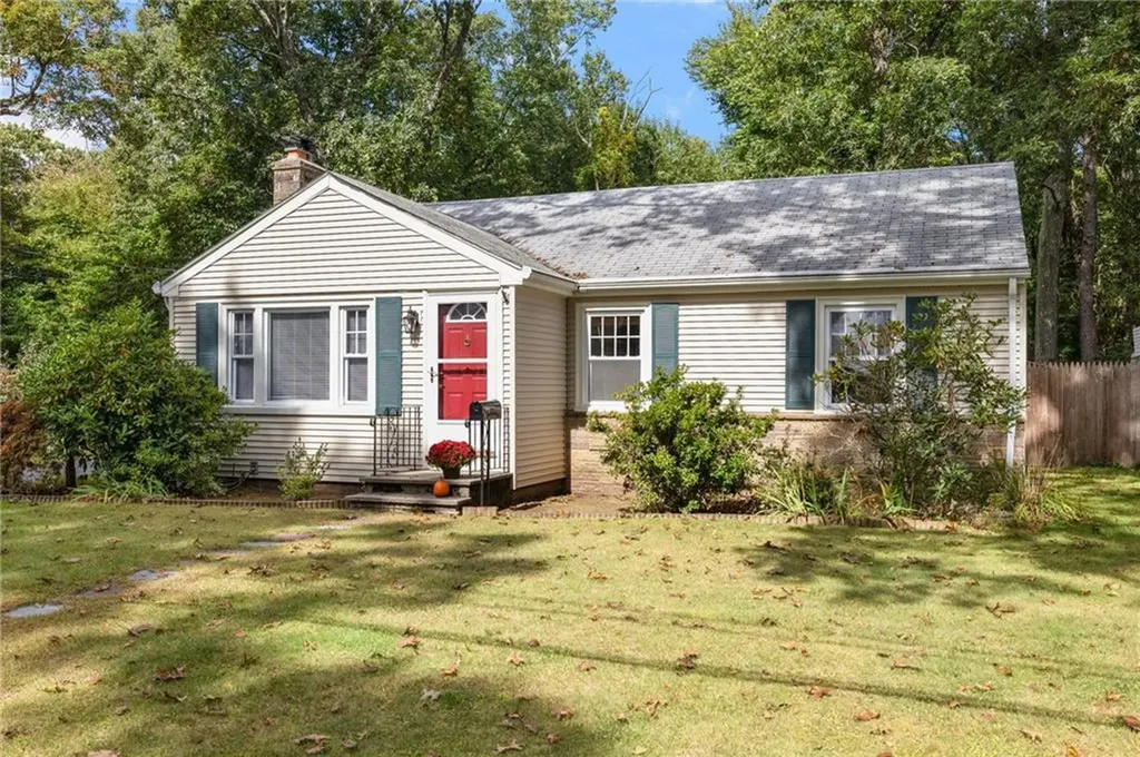 75 Darling Street Warwick RI 02886