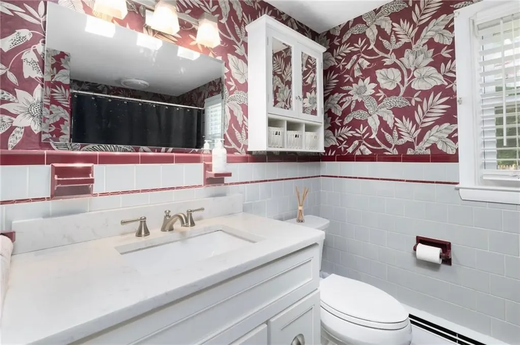 75 Darling Street Warwick RI 02886