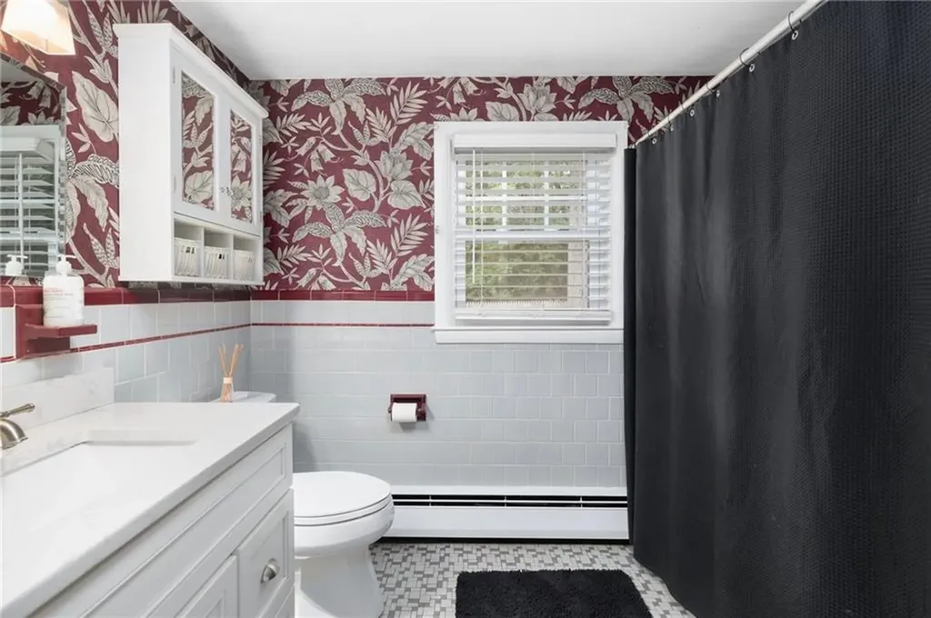 75 Darling Street Warwick RI 02886