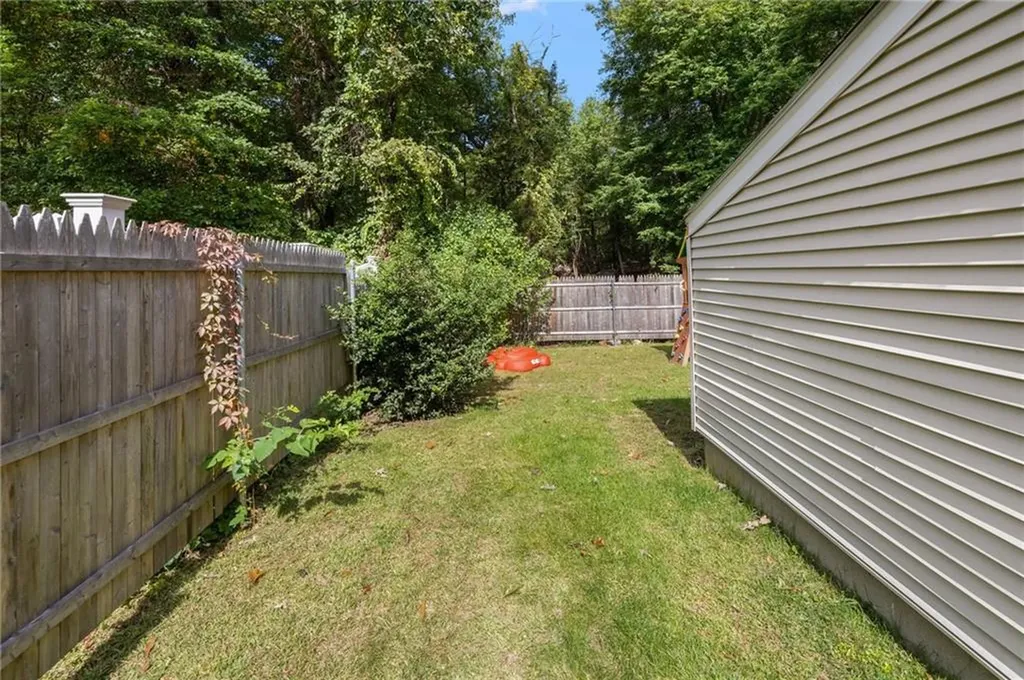 75 Darling Street Warwick RI 02886