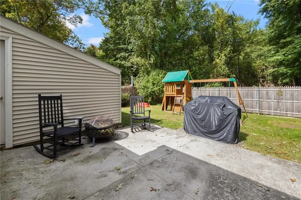75 Darling Street Warwick RI 02886