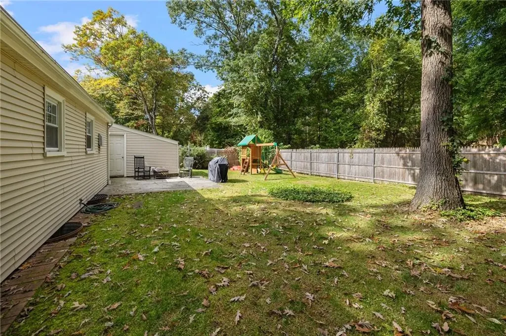 75 Darling Street Warwick RI 02886