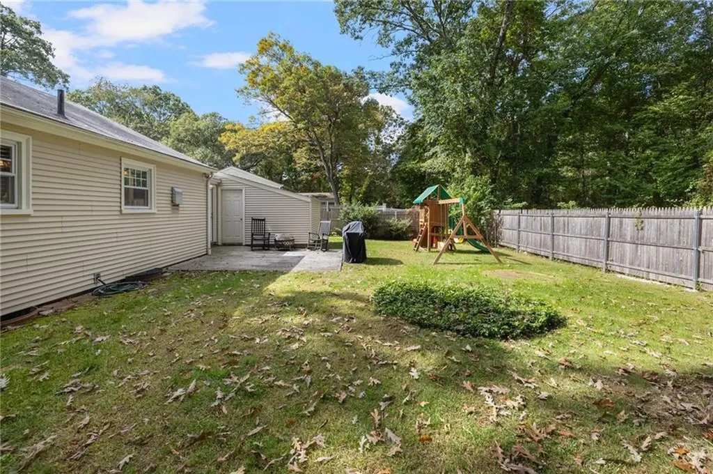 75 Darling Street Warwick RI 02886