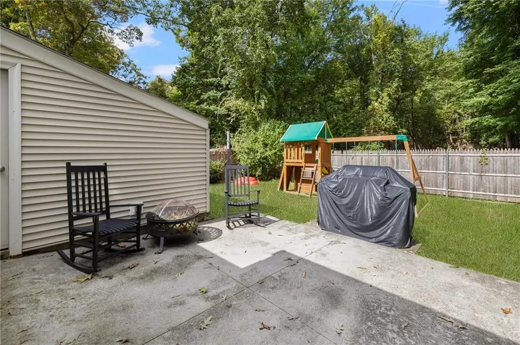 75 Darling Street Warwick RI 02886