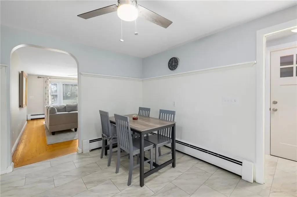 75 Darling Street Warwick RI 02886