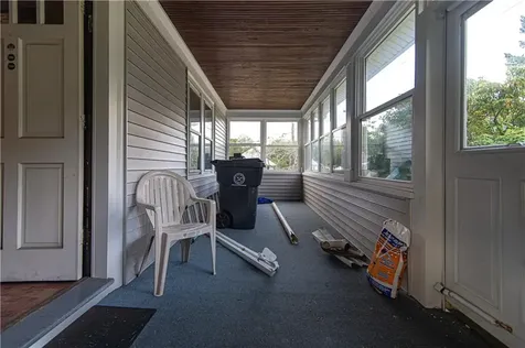 35 Arnold Street East Providence RI 02915