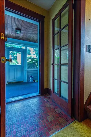 35 Arnold Street East Providence RI 02915