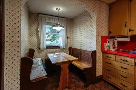 35 Arnold Street East Providence RI 02915