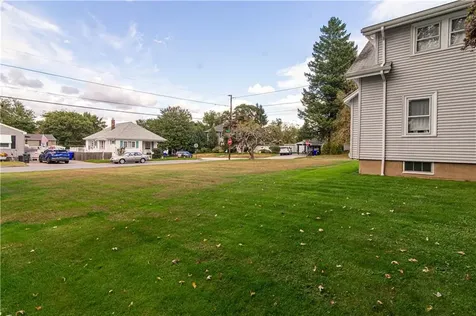 35 Arnold Street East Providence RI 02915