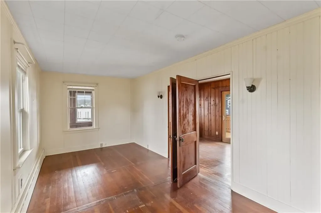 19 Narragansett Road Portsmouth RI 02871