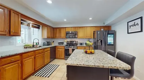 2 Amanda Court North Providence RI 02904