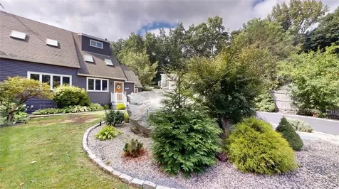 2 Amanda Court North Providence RI 02904