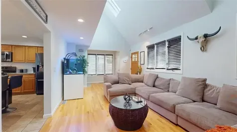 2 Amanda Court North Providence RI 02904