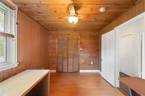 6 Foster Center Road Foster RI 02825